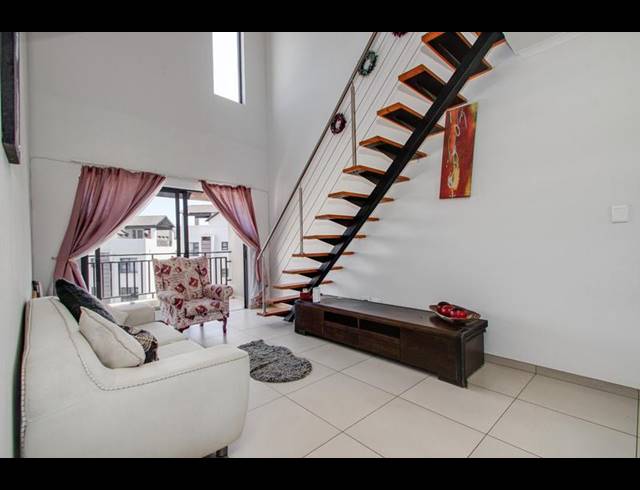 2 BEDROOM APARTMENT FOR SALE IN FOURWAYS